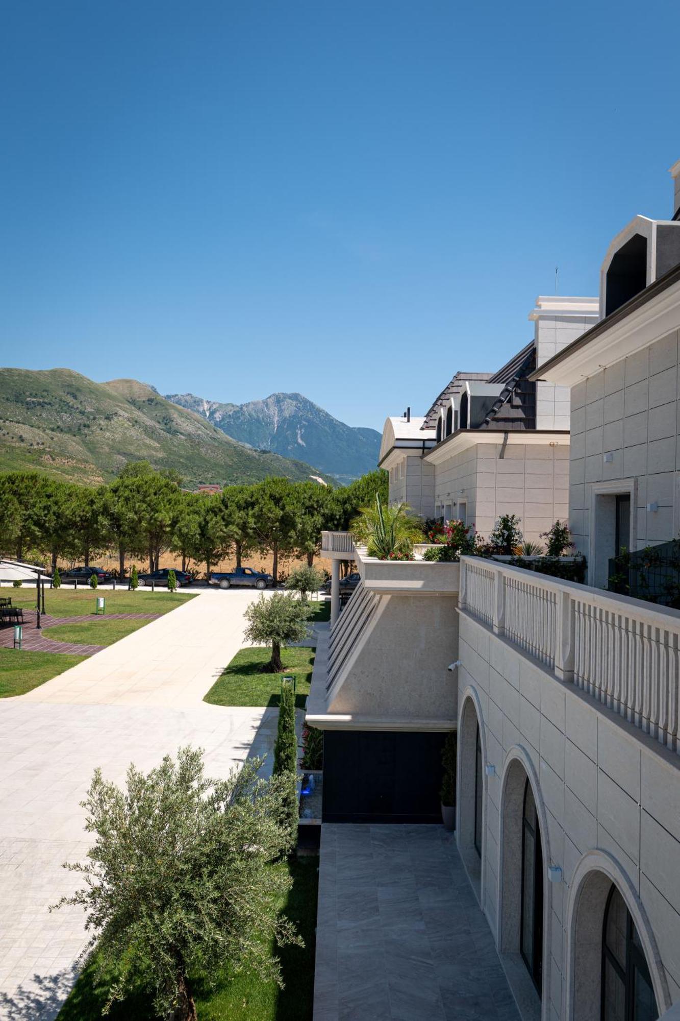 Acros Resort Vlorë Exteriér fotografie