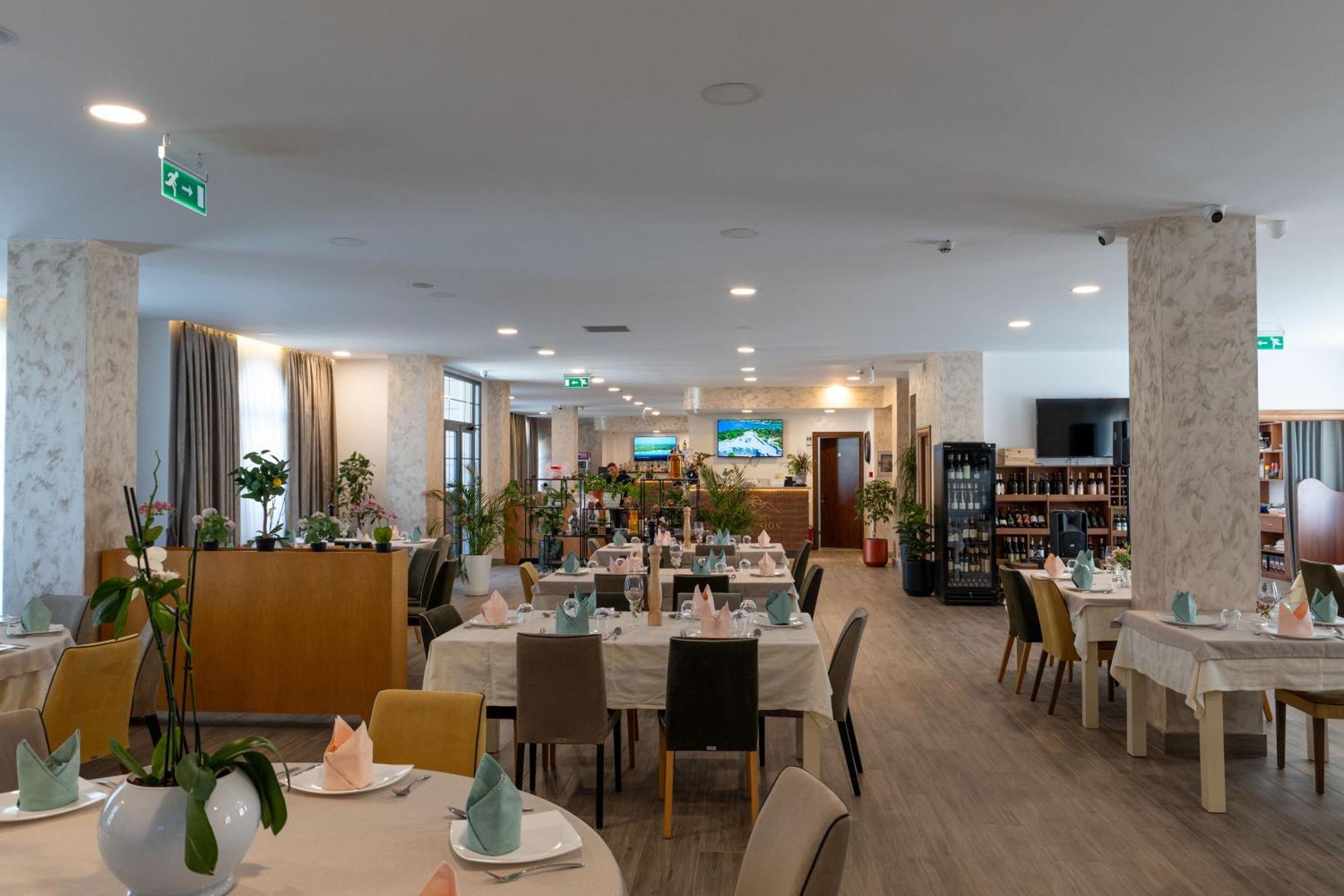 Acros Resort Vlorë Exteriér fotografie