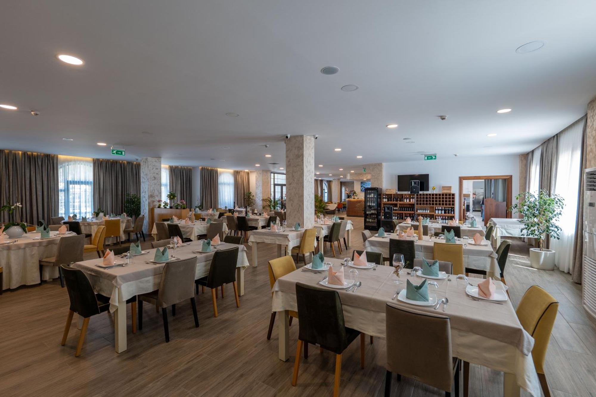 Acros Resort Vlorë Exteriér fotografie