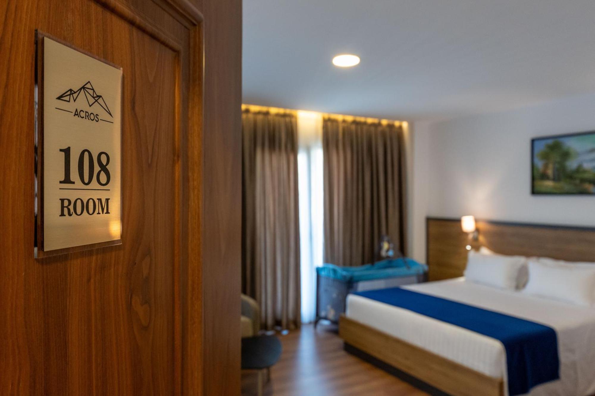 Acros Resort Vlorë Exteriér fotografie
