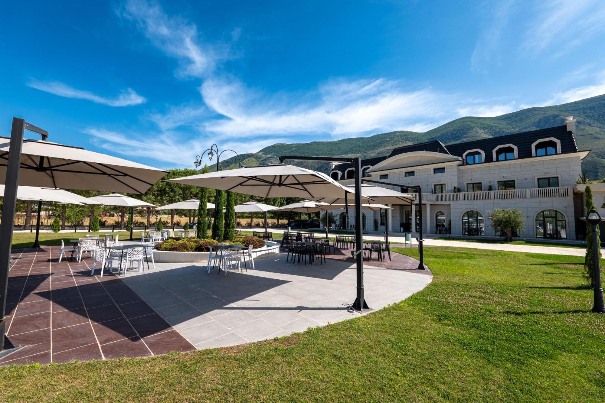 Acros Resort Vlorë Exteriér fotografie